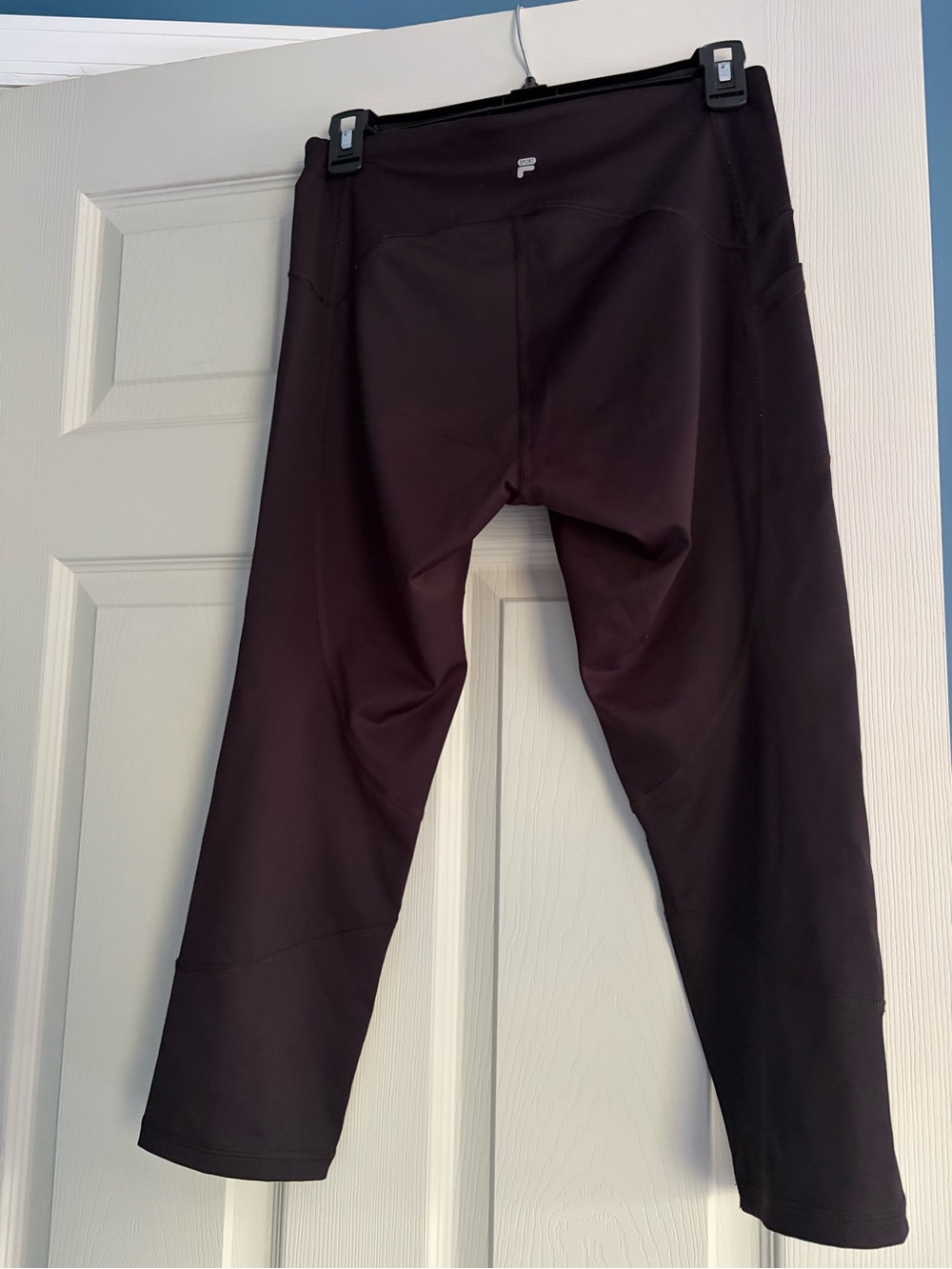 Fila Sport Women’s Black Ankle Crop Leggings size Medium